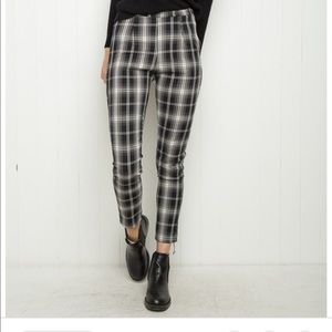 Brandy Melville high waisted leggings